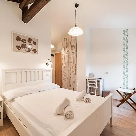 فندق Casa Rossa Istrian Boutique موتوفون