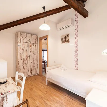 Casa Rossa Istrian Boutique فندق *